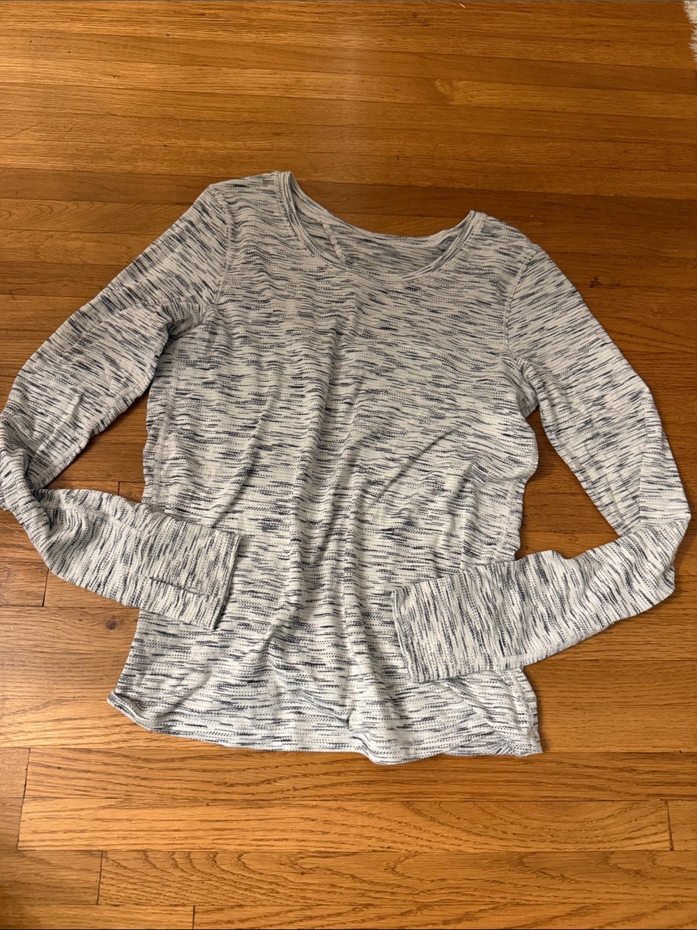 Lululemon Long-Sleeve Marled Knit Top in Light Gray and Navy